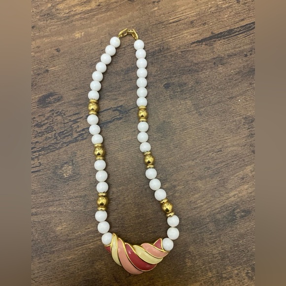 Napier Jewelry - Napier White & Gold Acrylic Bead Necklace